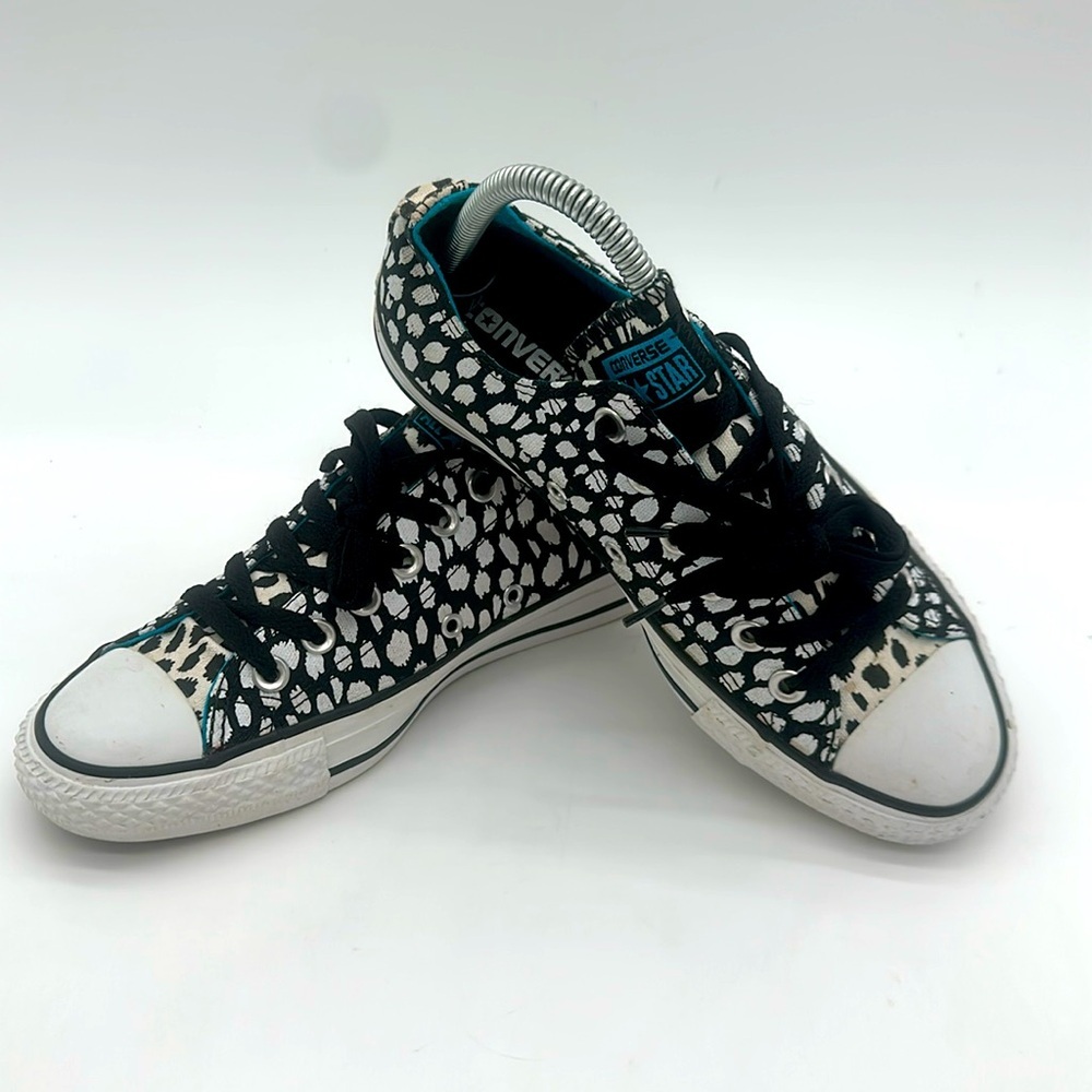 Converse All-Star OX Animal Print Womens Size 7 Black/White/Blue Low Leopard